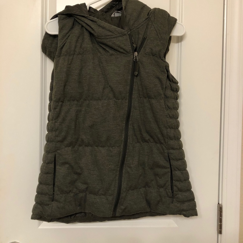 Athleta asymmetrical puffy vest with hood